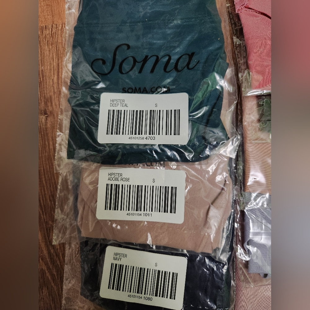 Bundle of 3 NWT size Small Soma hipster panties